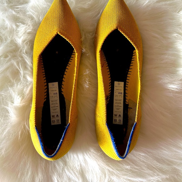 Rothys Point - Picture 1 of 2